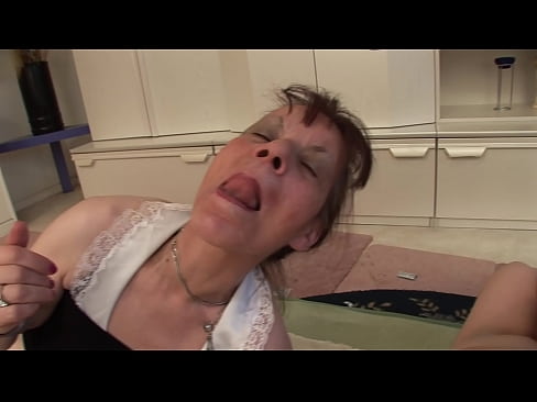 ❤️ Oomakhulu ababini kunye notatomkhulu omnye banabathathu ❤️  kuthi xh.porn-milf-300.ru ﹏